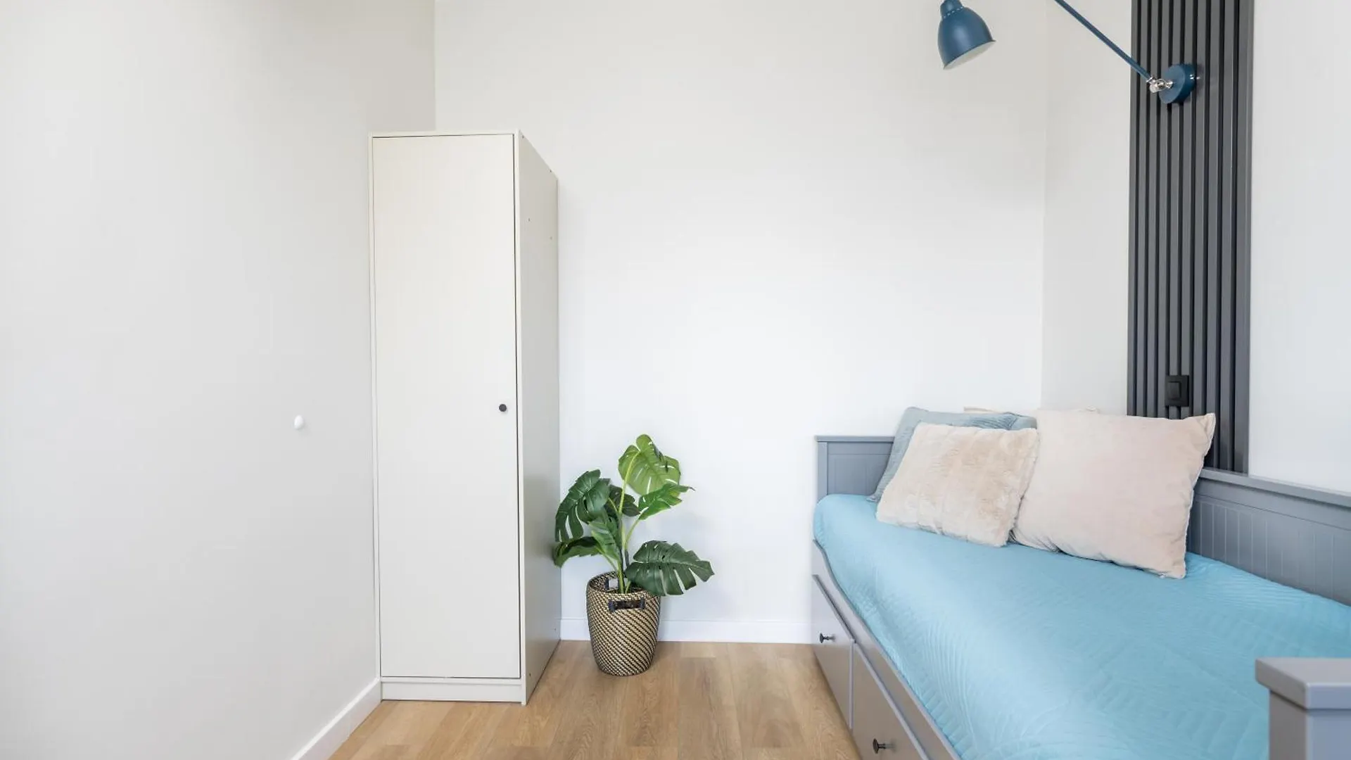 Blue Matcha Premium Apartment Okopowa Warsaw 0*,  Poland