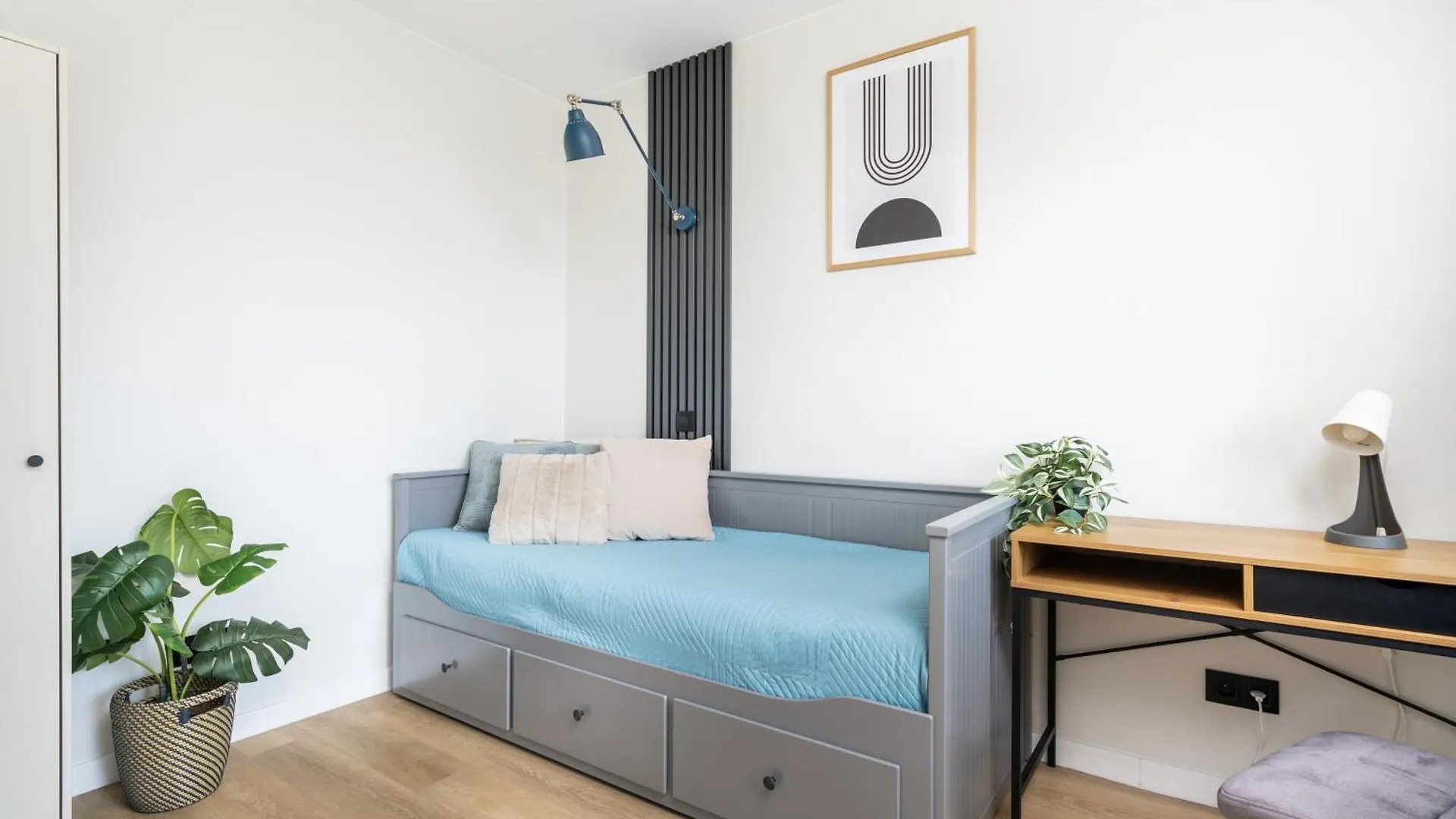 Blue Matcha Premium Apartment Okopowa Warsaw Poland