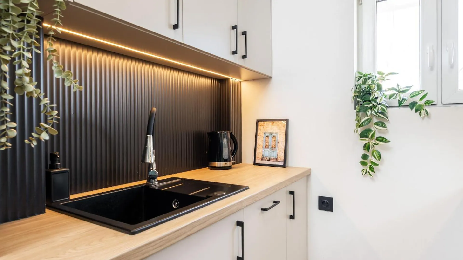 Blue Matcha Premium Apartment Okopowa Warsaw